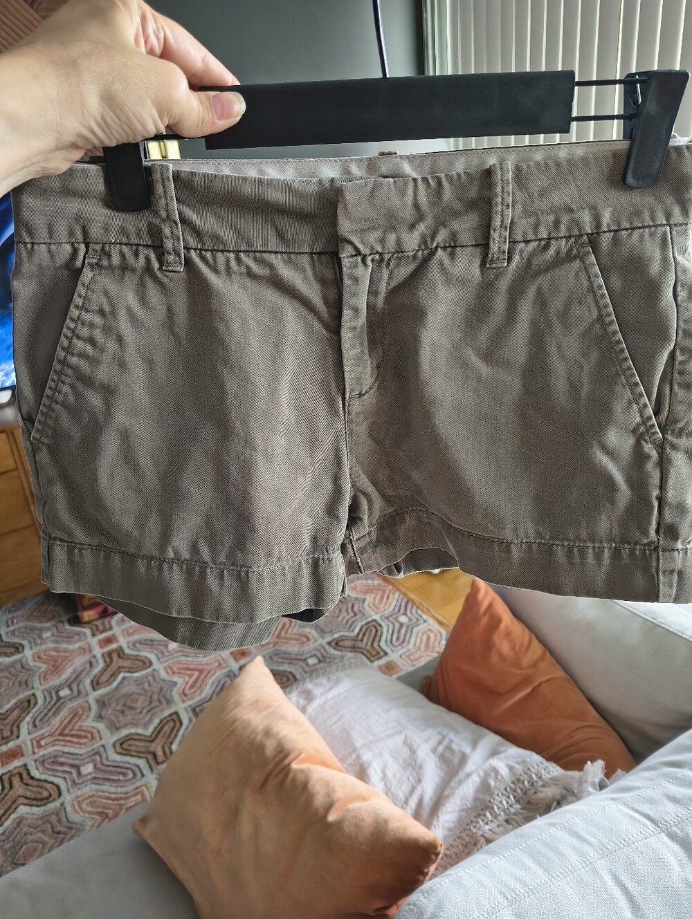 3/$30 Uniqlo 100% Cotton Chino Shorts Khaki Olive Size 24 / 61cm